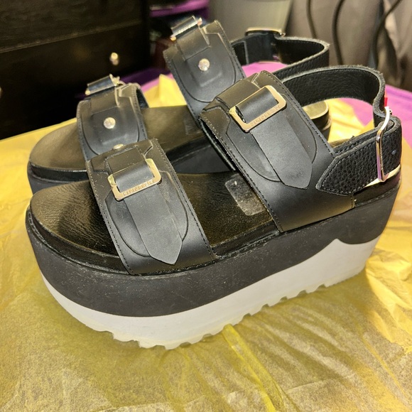 Hunter Black Platform Buckle Sandals with White Sole - Picture 3 of 9